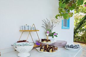 Golden Lighthouse Hotel