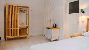 Golden Lighthouse Hotel