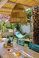 Golden Lighthouse Hotel