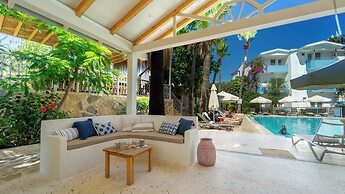 Golden Lighthouse Hotel