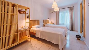 Golden Lighthouse Hotel