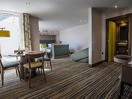 The Waterside Hotel