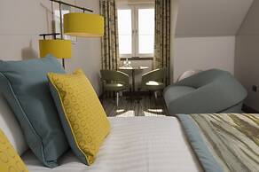 The Waterside Hotel