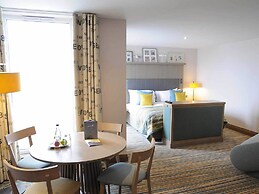 The Waterside Hotel