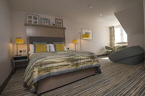 The Waterside Hotel