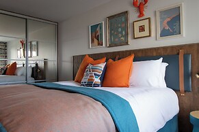 The Waterside Hotel