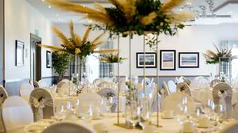 The Waterside Hotel
