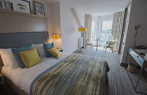 The Waterside Hotel