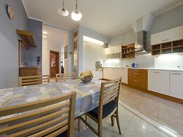 Dom & House - Apartments Monte Cassino