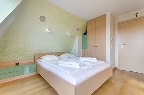 Dom & House - Apartments Monte Cassino