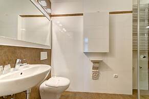 Dom & House - Apartments Monte Cassino