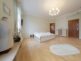 Dom & House - Apartments Monte Cassino