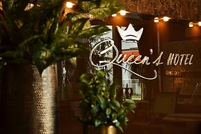 Queen's Hotel