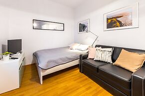 FriendHouse Apartments