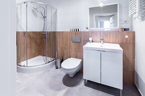 FriendHouse Apartments