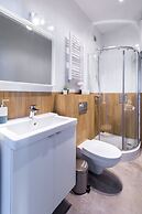 FriendHouse Apartments