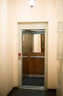 FriendHouse Apartments – Old City