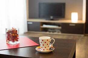 FriendHouse Apartments – Old City