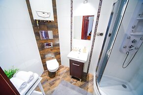 FriendHouse Apartments – Old City