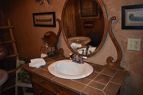 Bear Creek Lodge Cabin Resort