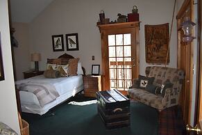 Bear Creek Lodge Cabin Resort