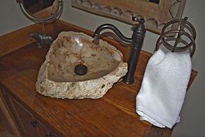 Bear Creek Lodge Cabin Resort