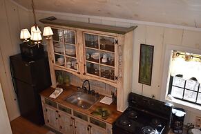 Bear Creek Lodge Cabin Resort