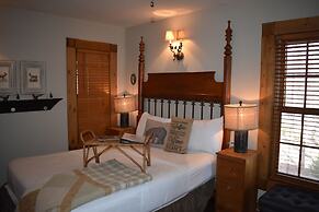 Bear Creek Lodge Cabin Resort