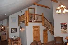 Bear Creek Lodge Cabin Resort