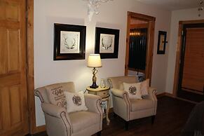 Bear Creek Lodge Cabin Resort