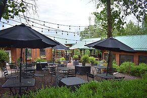 Bear Creek Lodge Cabin Resort
