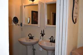 Bear Creek Lodge Cabin Resort