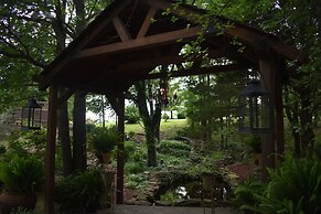 Bear Creek Lodge Cabin Resort