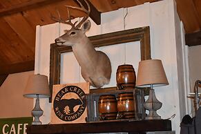 Bear Creek Lodge Cabin Resort