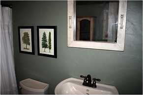 Bear Creek Lodge Cabin Resort