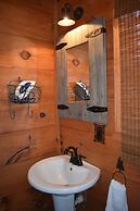 Bear Creek Lodge Cabin Resort