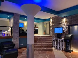 Las Piedras Apart Hotel