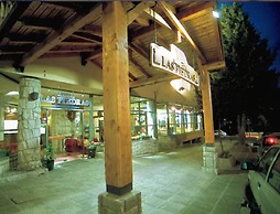 Las Piedras Apart Hotel