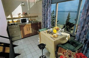 Las Piedras Apart Hotel