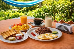 Hotel El Maltese – Lakefront