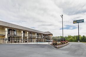 Quality Inn Forest City