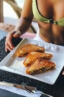 Urraca Monkey Island Eco Resort