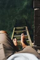 Urraca Monkey Island Eco Resort