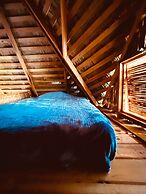 Urraca Monkey Island Eco Resort