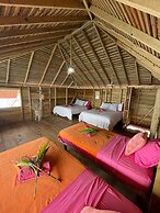 Urraca Monkey Island Eco Resort