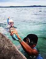 Urraca Monkey Island Eco Resort