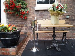 The Foundry Masters House