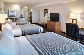 Pomeroy Inn And Suites Vermilion