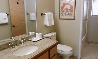 Yosemite Scenic Wonders - Wawona Area