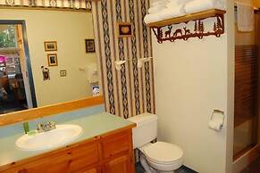 Yosemite Scenic Wonders - Wawona Area